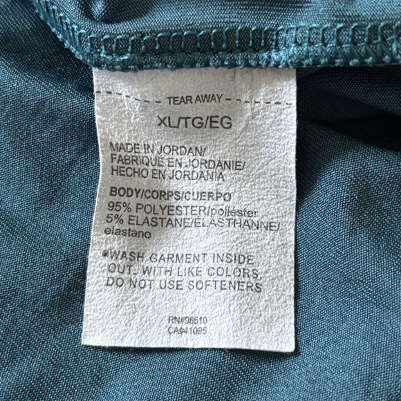 Under Armour Men's Polo Shirt - Dark Green with Light Green Accents - Picture 5 of 8